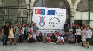 Proiect european studenţesc / Colacii româneşti de nuntă au impresionat la Istanbul