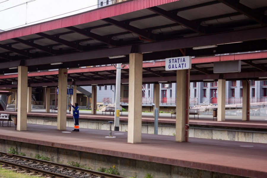 Trenurile vor fi mai scumpe și mai lente. CFR Călători vopsește gardul