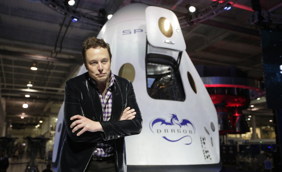 SpaceX, primii paşi spre construirea unor baze pe Lună şi pe Marte
