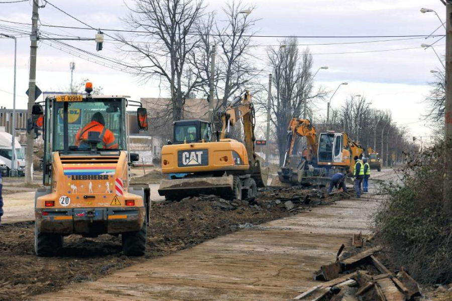 A început modernizarea bulevardului George Coşbuc. Primarul dă asigurări riveranilor şi agenților economici