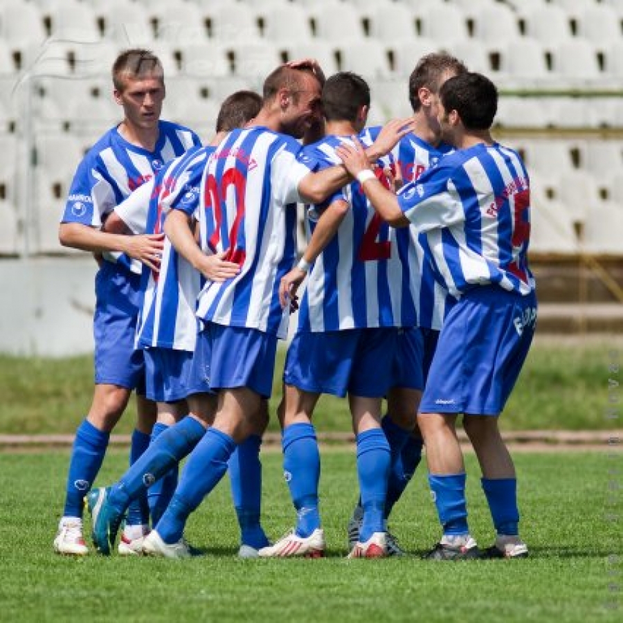 FCM Dunărea a făcut instrucţie cu Dinamo II: 7-0 (5-0)