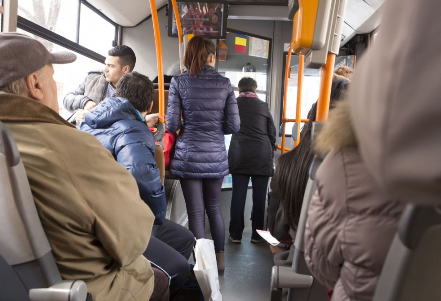 Trasee de autobuz deviate din cauza lucrărilor