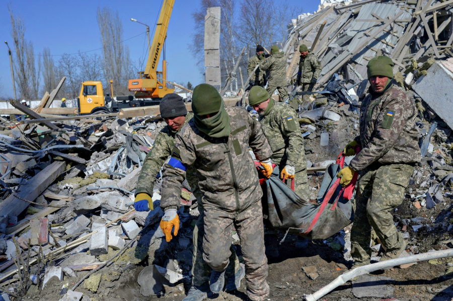 Aproape 10.000 de civili uciși în războiul din Ucraina