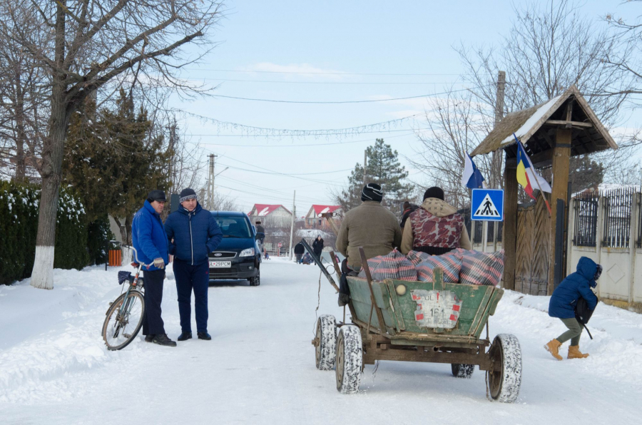 Lucrări realizate cu fonduri guvernamentale şi europene. Investiţii de peste 10,4 milioane de lei în comuna Costache Negri (FOTO)