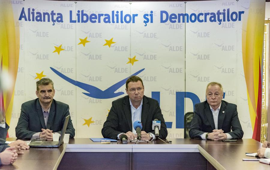 Cristian Dima, preşedinte ALDE Galaţi: Românii care muncesc în străinătate nu trebuie prezumaţi ca urmărind să spele bani