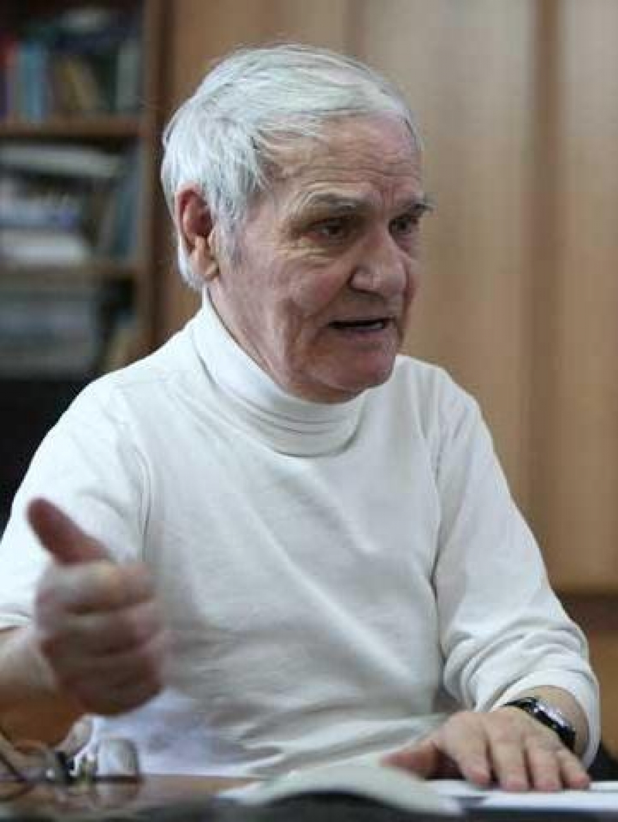 Ziaristul şi scriitorul gălățean Ilie Tănăsache împlinește 90 de ani