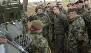 Serbia face exerciţii militare cu armament din Rusia şi China