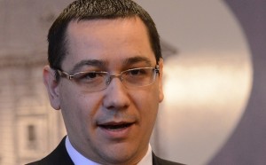 Victor Ponta: Guvernul îşi va asuma răspunderea pe proiectul legii descentralizării 
