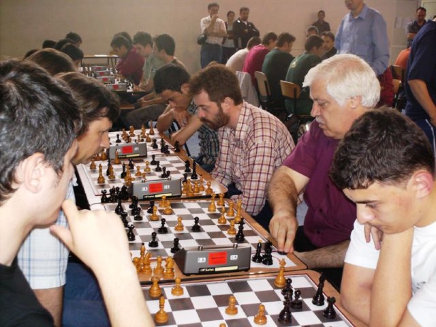 Campionatul Naţional de şah la Galaţi. Şah Club joacă pentru promovarea în prima divizie