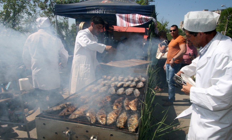 Festivalul Scrumbiei: Iată cum vă puteţi distra de Florii