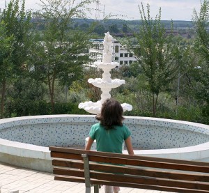 GALERIE FOTO / Relaxare şi nu prea, lângă Selgros: Parc comunal cu pretenţii urbane