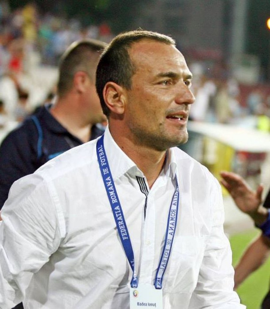 Suporterii Oţelului i-au cerut demisia antrenorului Ionuţ Badea