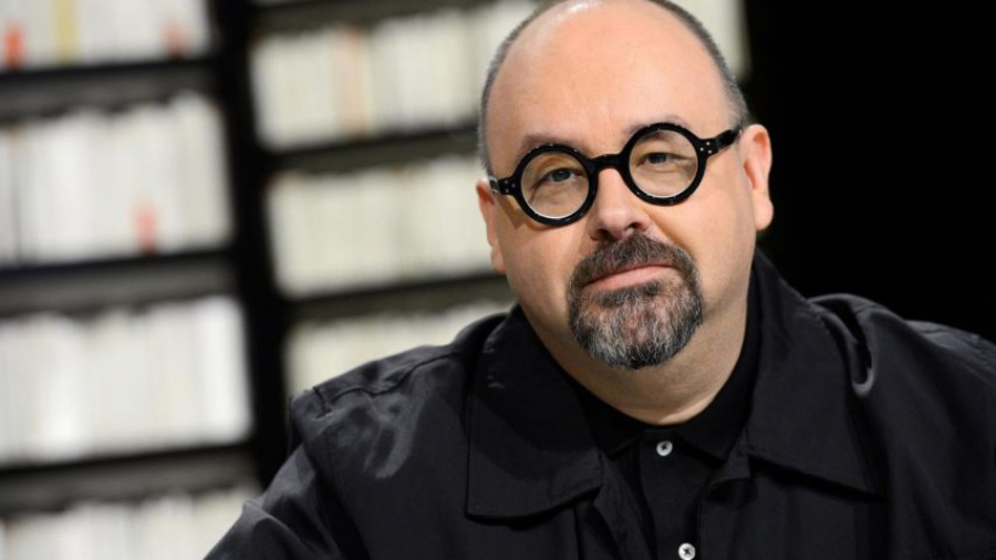 Celebrul scriitor Carlos Ruiz Zafón a murit la 55 de ani