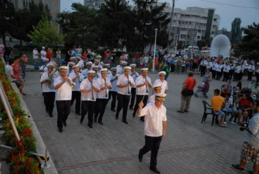 Fanfara, în CONCERT la Foişor