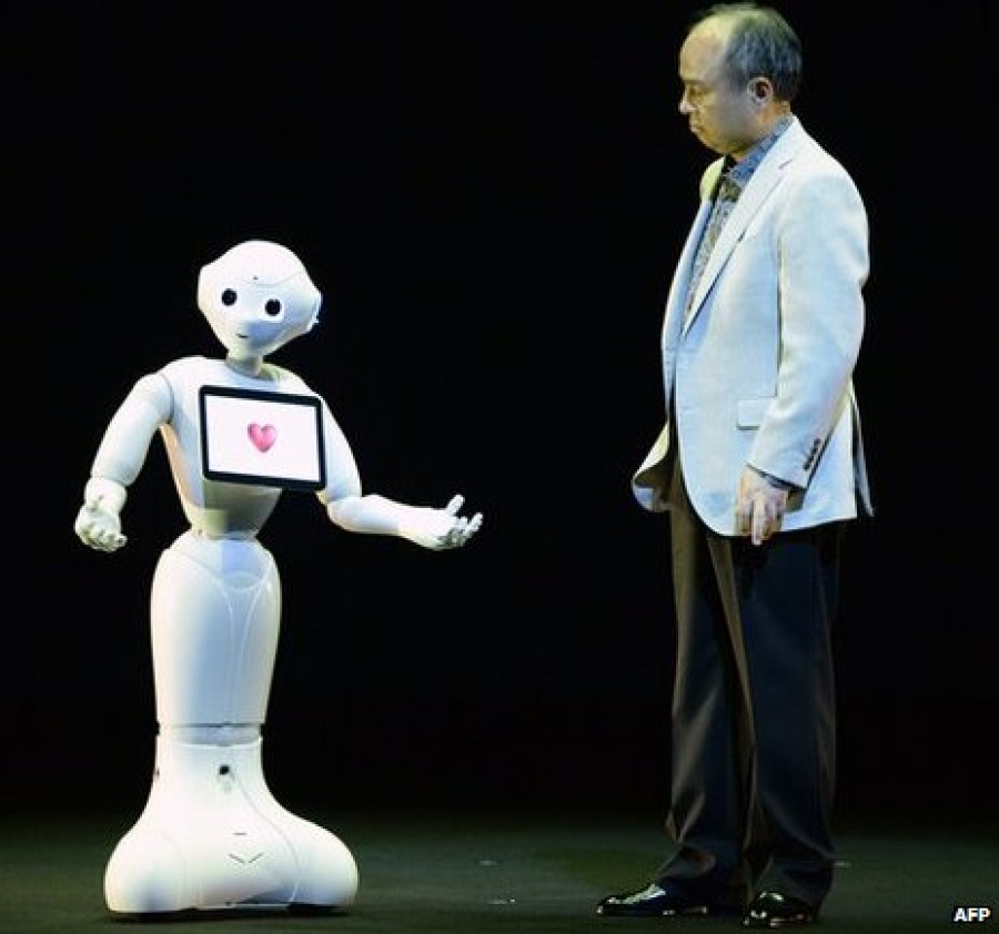 Din februarie 2015, vom putea cumpăra ROBOŢI pentru uz personal (VIDEO)