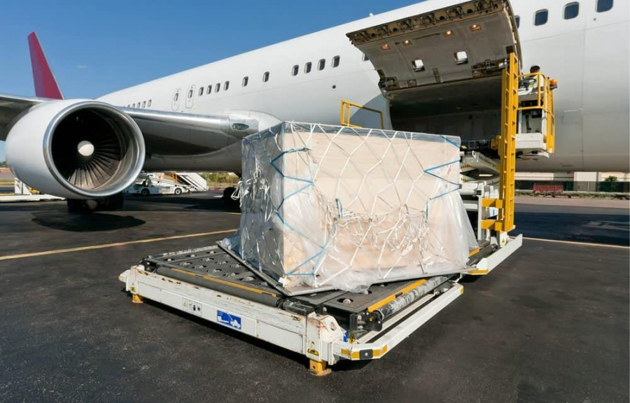 Relansare a transportului aerian de mărfuri