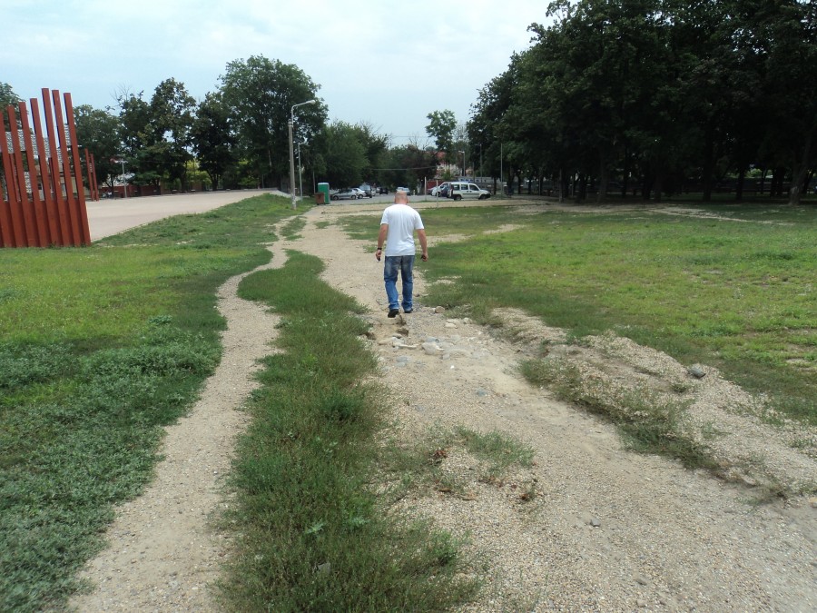 PARCUL RIZER - În loc de ZONĂ de PICNIC, tot TEREN VIRAN (VIDEO)