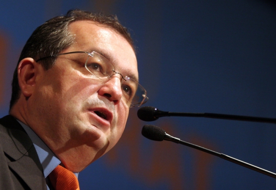 Emil Boc: Bugetul pentru 2012 a fost finalizat pe cifre agreate în vară cu FMI