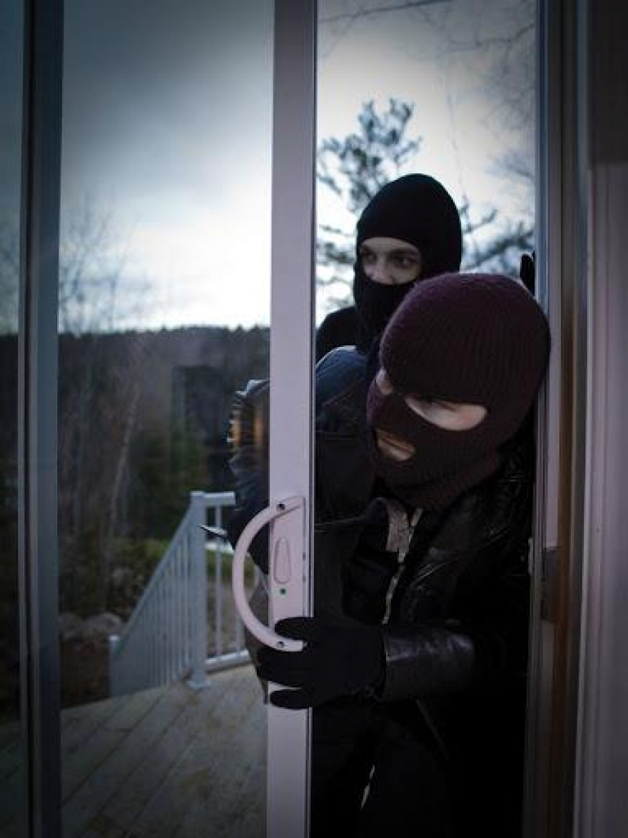 Riscurile de a fi furați cresc în preajma sărbătorilor
