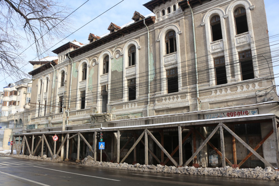 Ce spune proprietarul apartamentului 10 din Palatul Gheorghiu: Ruina actuală se datorează Primăriei