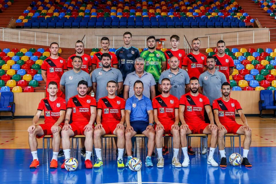 Turneu internaţional de futsal cu două campioane