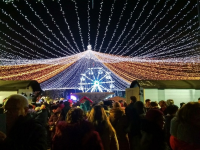 Înghesuială și prețuri exagerate în Grădina Publică, în prima zi de sărbătoare (FOTO și VIDEO)