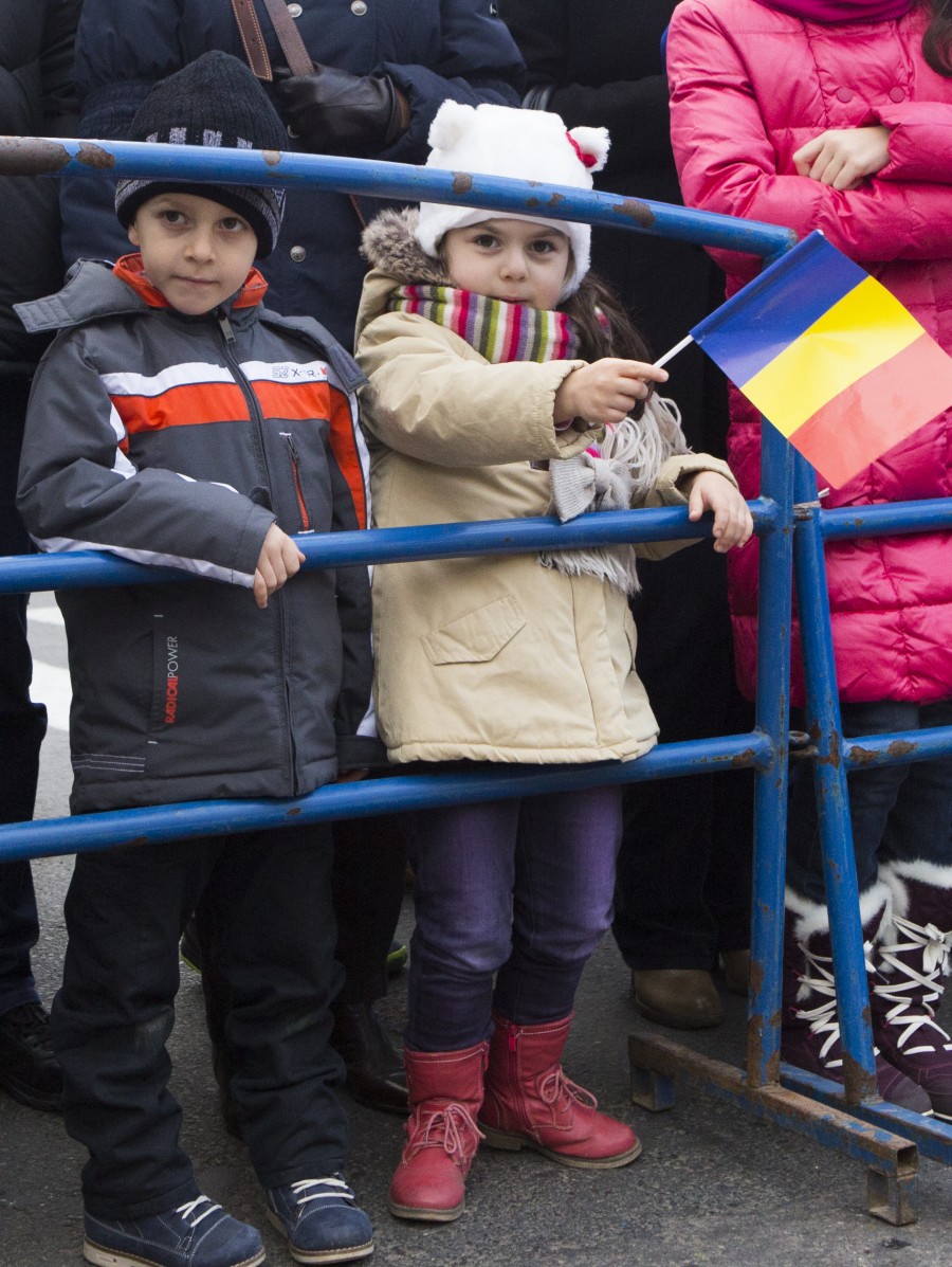 GALERIE FOTO / Ziua Naţională, la Galaţi: Soldaţi mai puţini, tehnică mai modernă