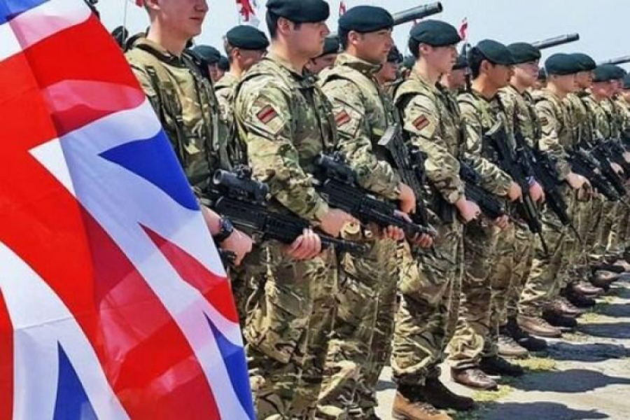 Marea Britanie, prezență militară sporită în Europa de Est