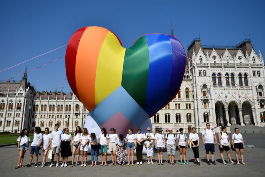 Legea anti-LGBTQ încinge spiritele între Bruxelles și Budapesta