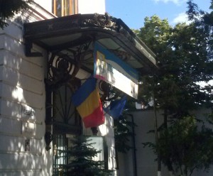 Două EXPOZIŢII cu subiect PASCAL, la Biblioteca &quot;V. A. Urechia&quot;