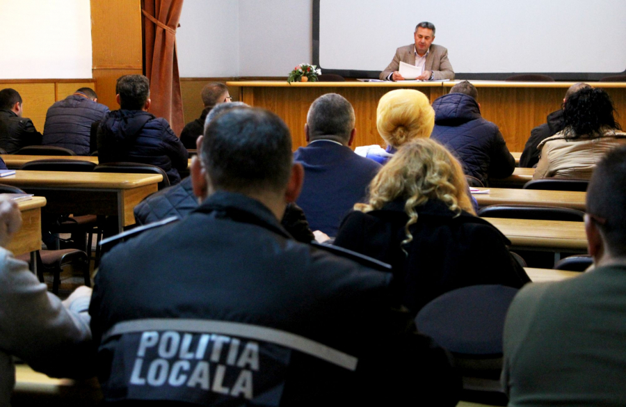 VOLUNTARII Poliţiei Locale îşi încep activitatea de Sf. Andrei