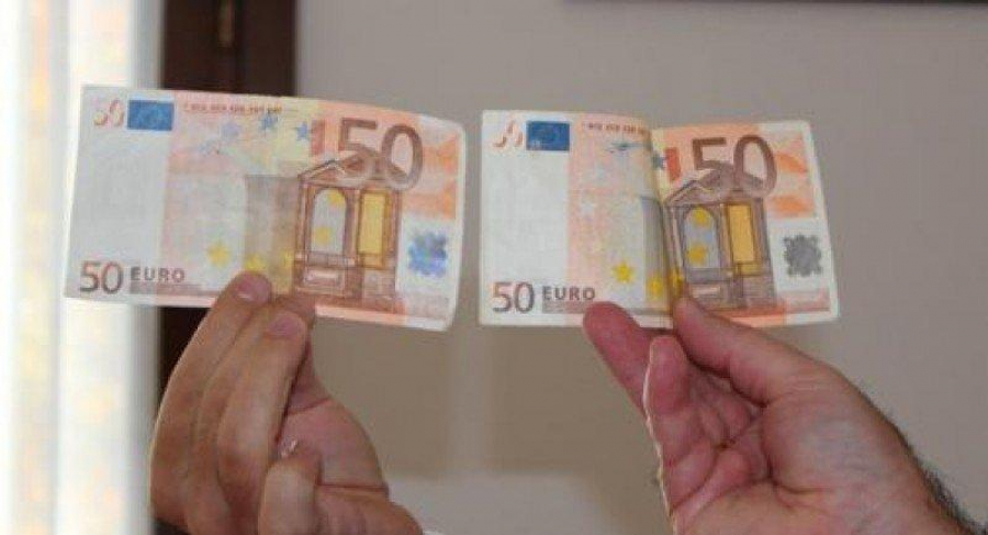 Aproape 90.000 de euro falși, confiscaţi