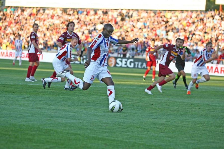 Bâlbâială de trei puncte: Oţelul - CFR Cluj 1-2 (GALERIE FOTO)