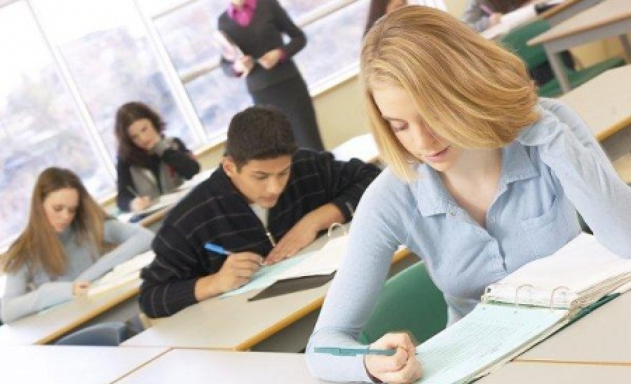 "Viaţa liberă" te ajută să iei bacalaureatul - Rezolvarea subiectelor M1 la matematică