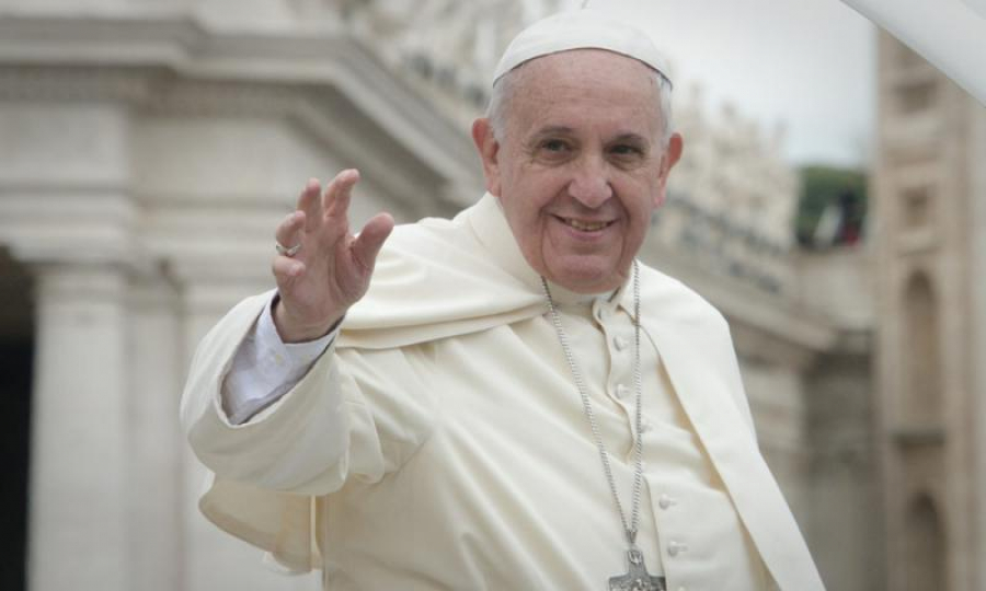 Papa Francisc a numit trei femei în posturi-cheie la Vatican