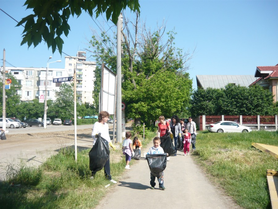 Se caută voluntari pentru o acțiune de colectare a deșeurilor organizată la Galați de „Let's do it, Romania!”