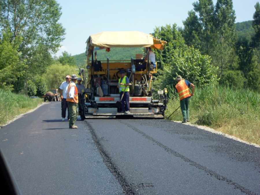 Restricţii de trafic prelungite, pe DJ 251