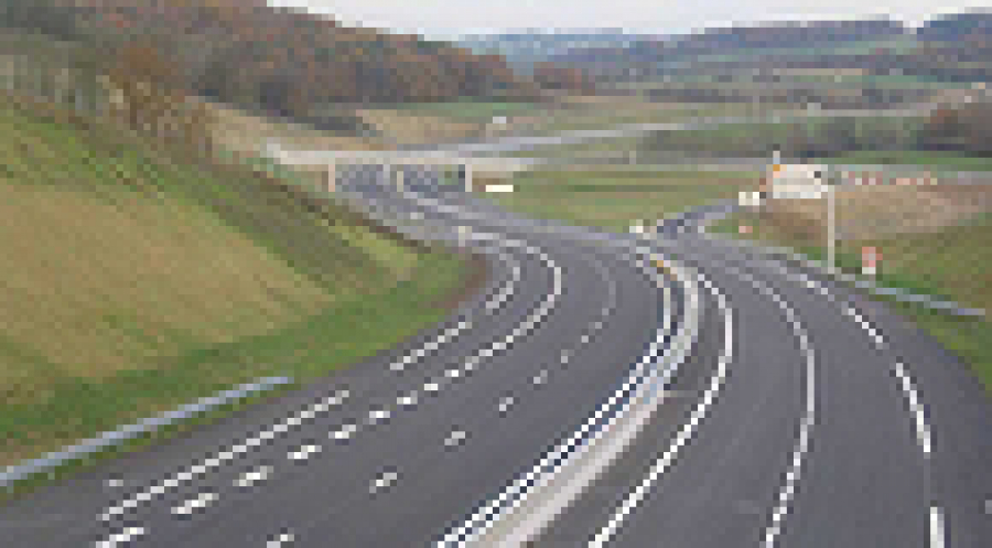 Comisia Europeană insistă să construim AUTOSTRADA Piteşti-Sibiu