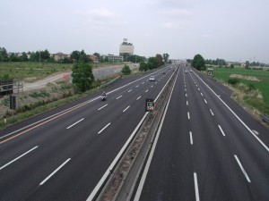 Ponta: Şansa continuării lucrărilor la Autostrada Transilvania sunt fondurile europene