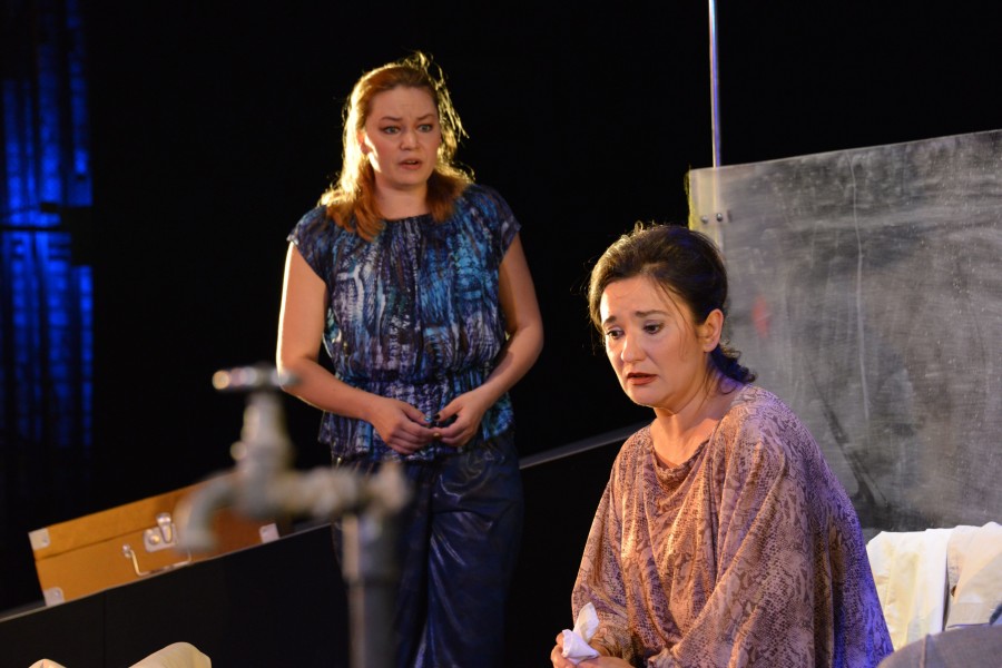 Sâmbătă şi duminică, la Teatrul Dramatic: Un thriller cu umor