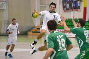 Victorie lejeră la debut pentru handbaliştii de la CSU Galaţi