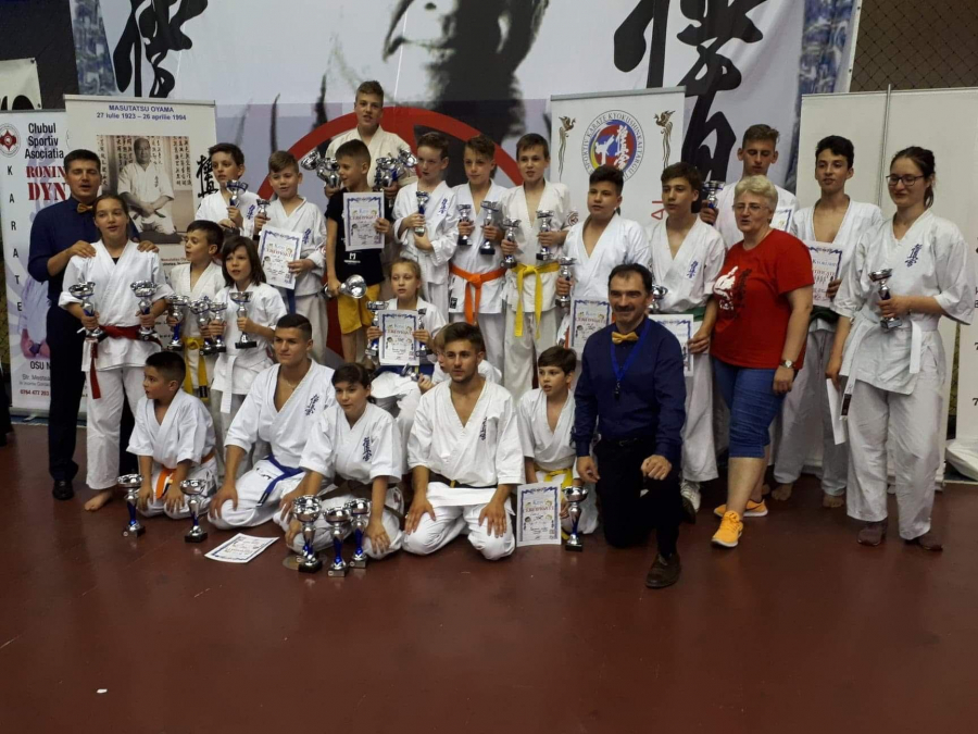 Karateka de la Kamikaze Dojo reconfirmă. Două competiții la Buzău