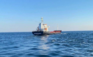 Primele nave civile care au spart blocada rusească
