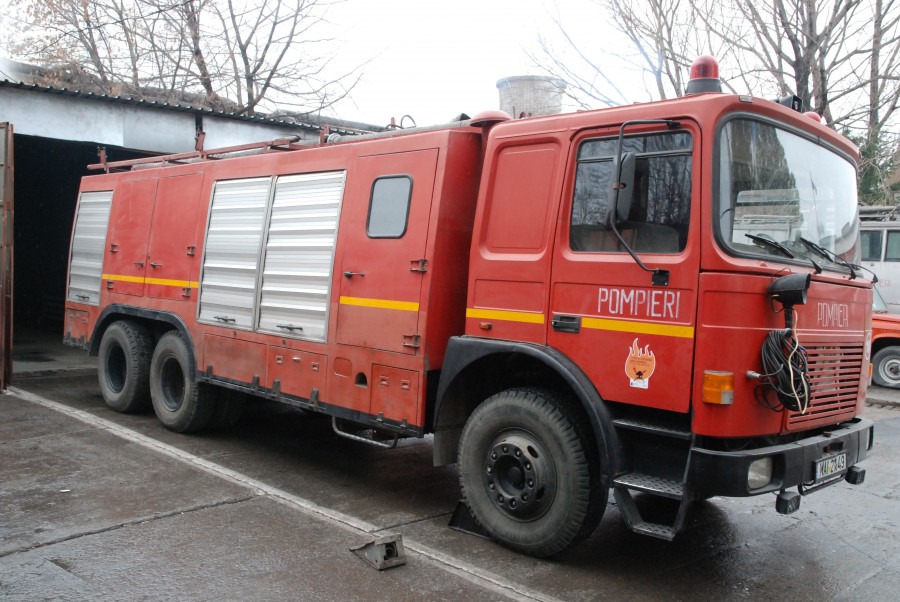 Incendiu pe Drumul de Centură. Flăcările au mistuit 30 de anvelope