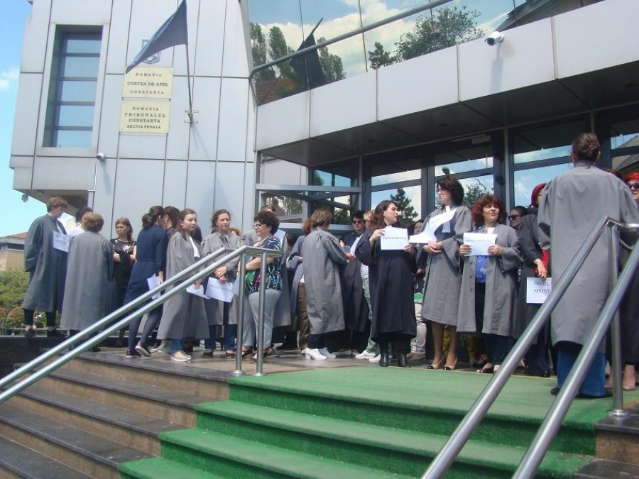 Peste 1.500 de grefieri vor protesta în Bucureşti