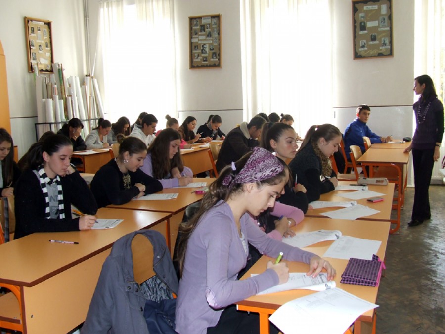 Simulare la bacalaureat şi evaluare naţională