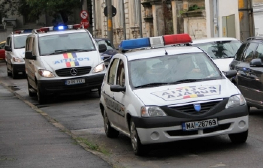 BRĂILA: Brăileni suspectaţi de furturi de produse petroliere