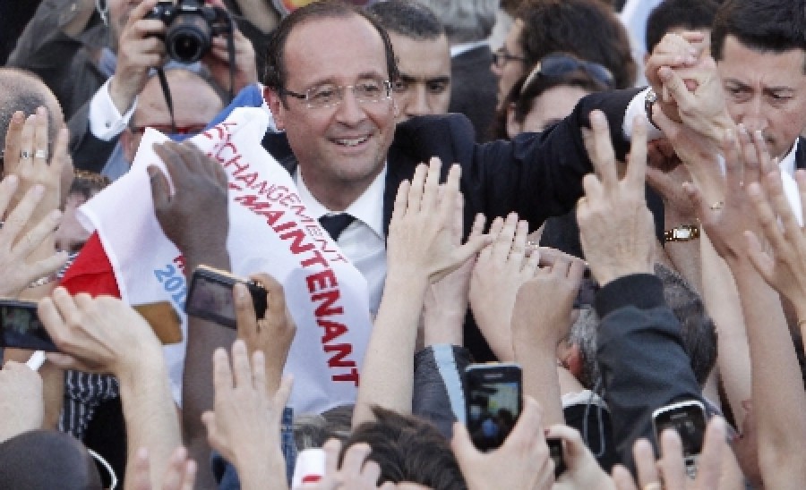 Francois Hollande: "Francezii au ales schimbarea"
