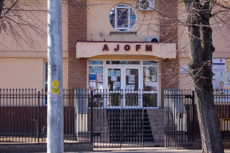 Aproximativ 1.000 de gălățeni, angajați prin AJOFM