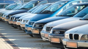 Cum îţi ÎNMATRICULEZI provizoriu autoturismul şi cât COSTĂ